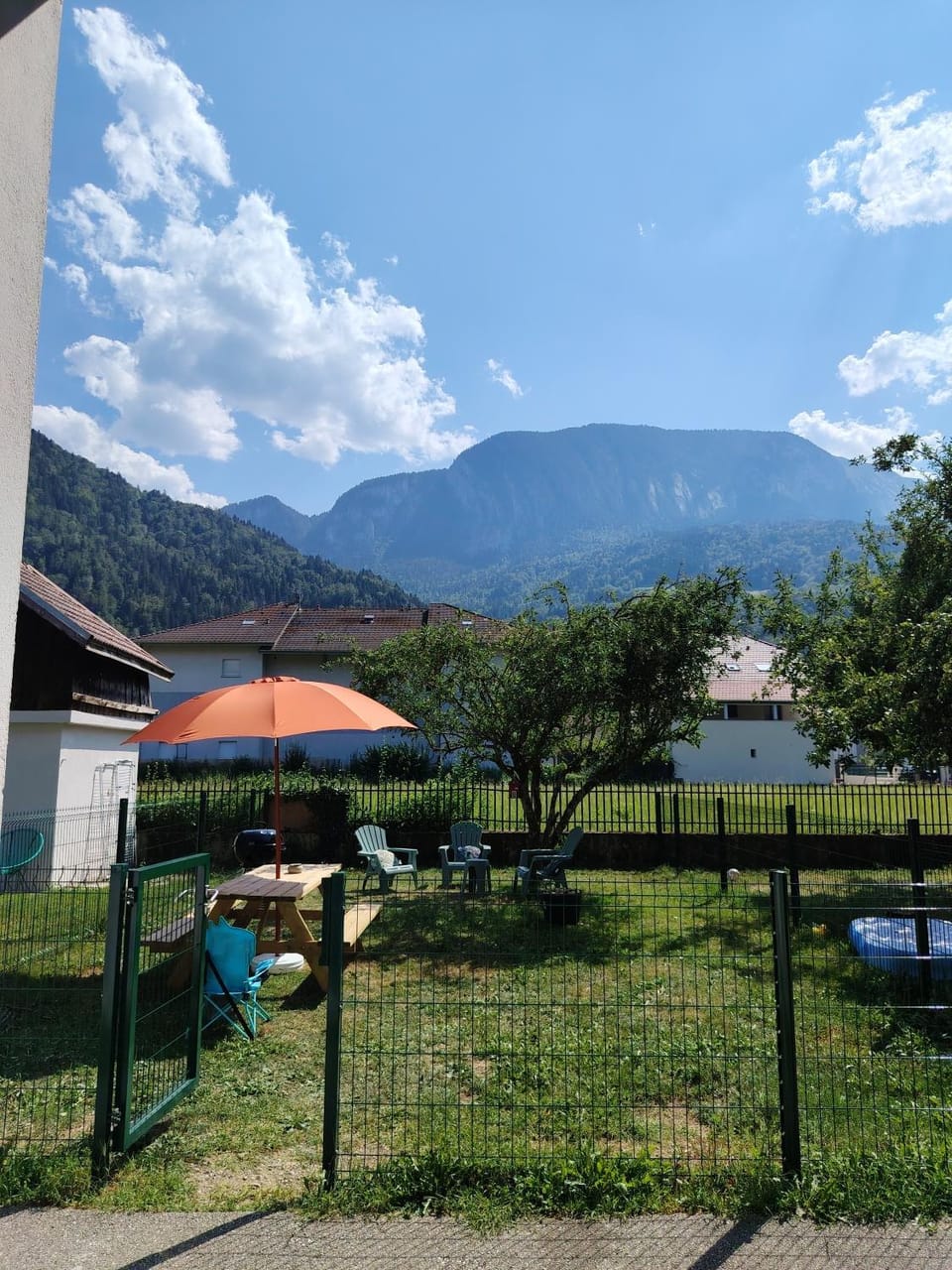 Garden, Mountain view