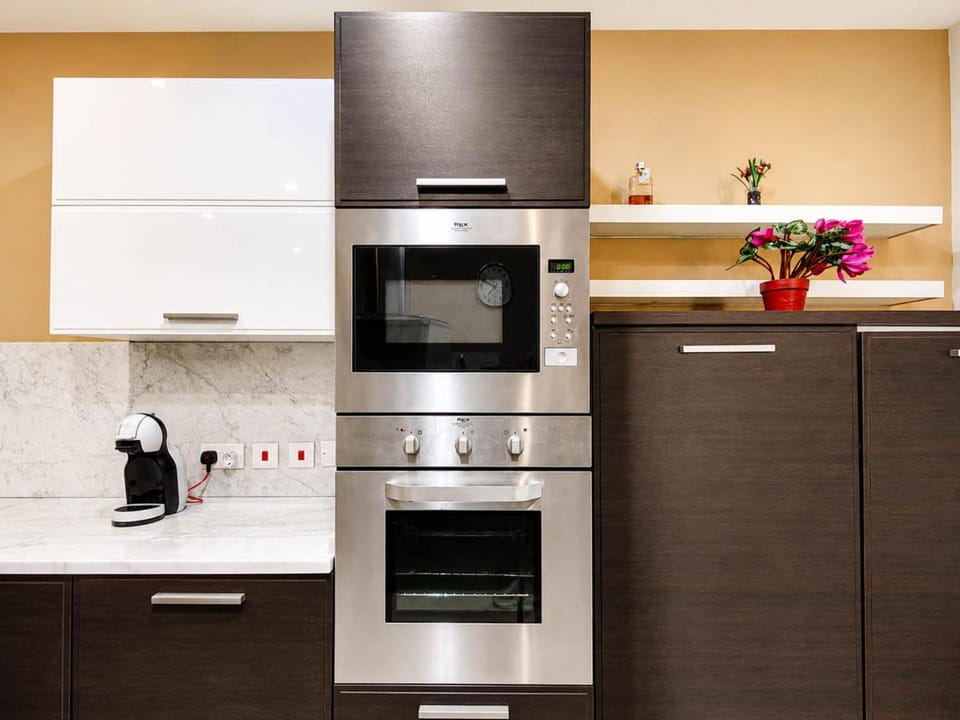 Kitchen or kitchenette, stove