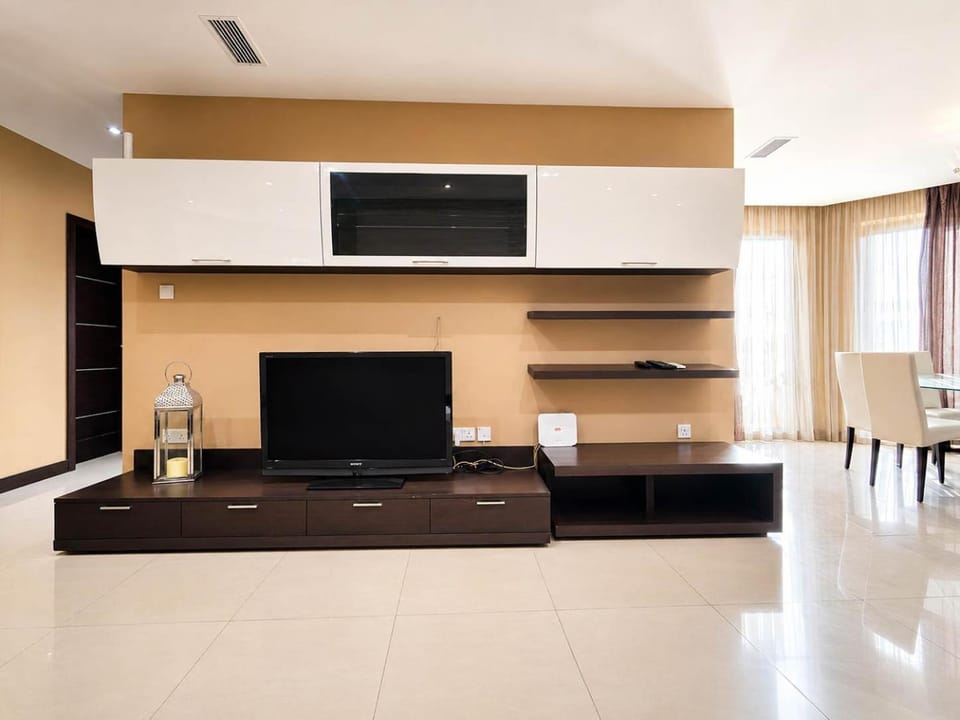 Communal lounge/ TV room, Living room
