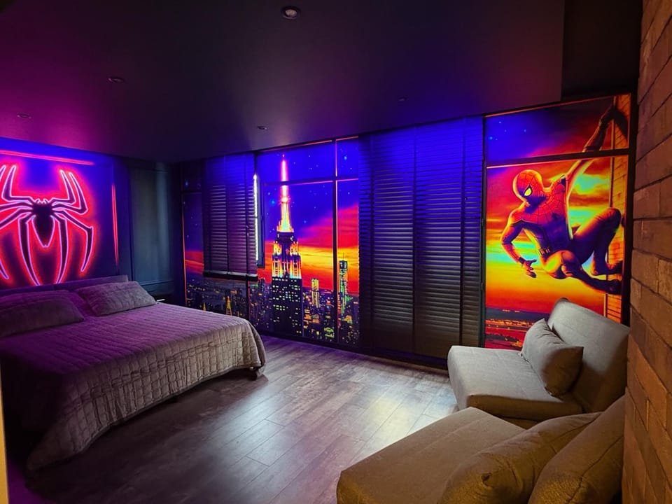 Bed, Living room, Photo of the whole room, Bedroom