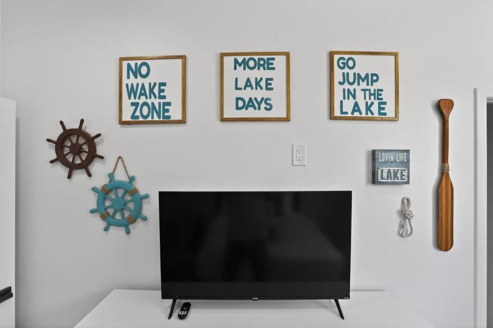 Themed Rooms, Golf, Fish, Lake, Come as Friends Villa in Utah
