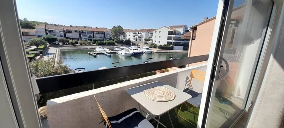 View (from property/room), Balcony/Terrace