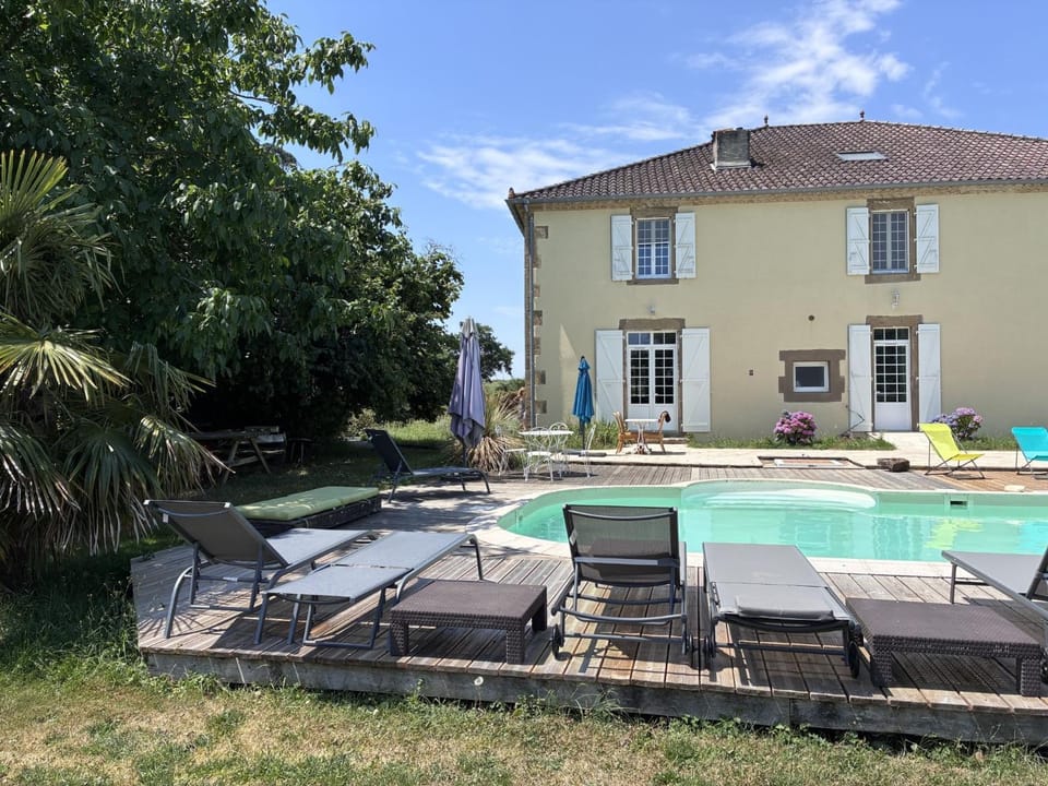 Property building, Swimming pool