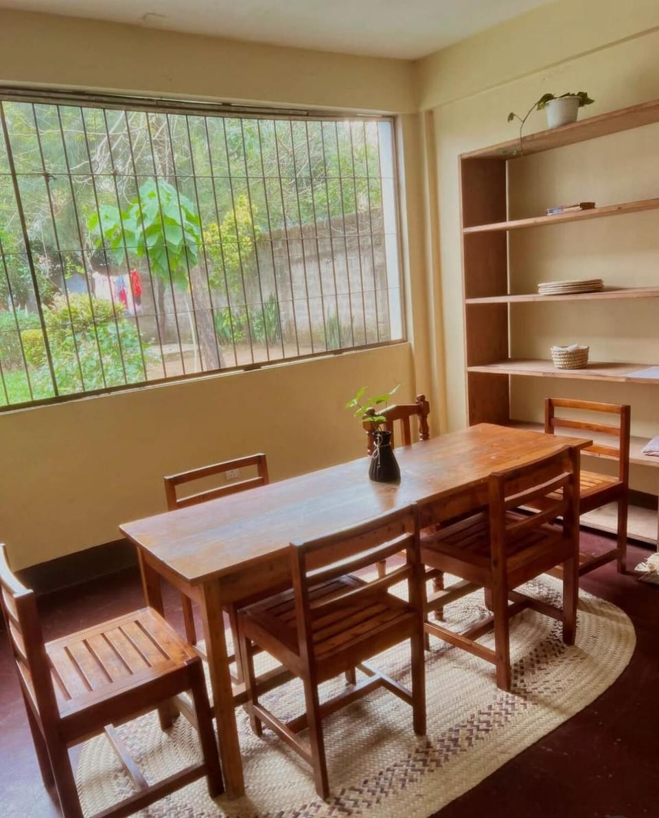 Iris Safari Bed & Breakfast Apartment in Arusha