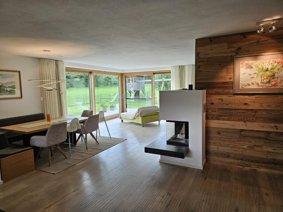 Ferienhaus Gartentraum mit EIGENEM BADEPLATZ am IRRSEE House in Upper Austria