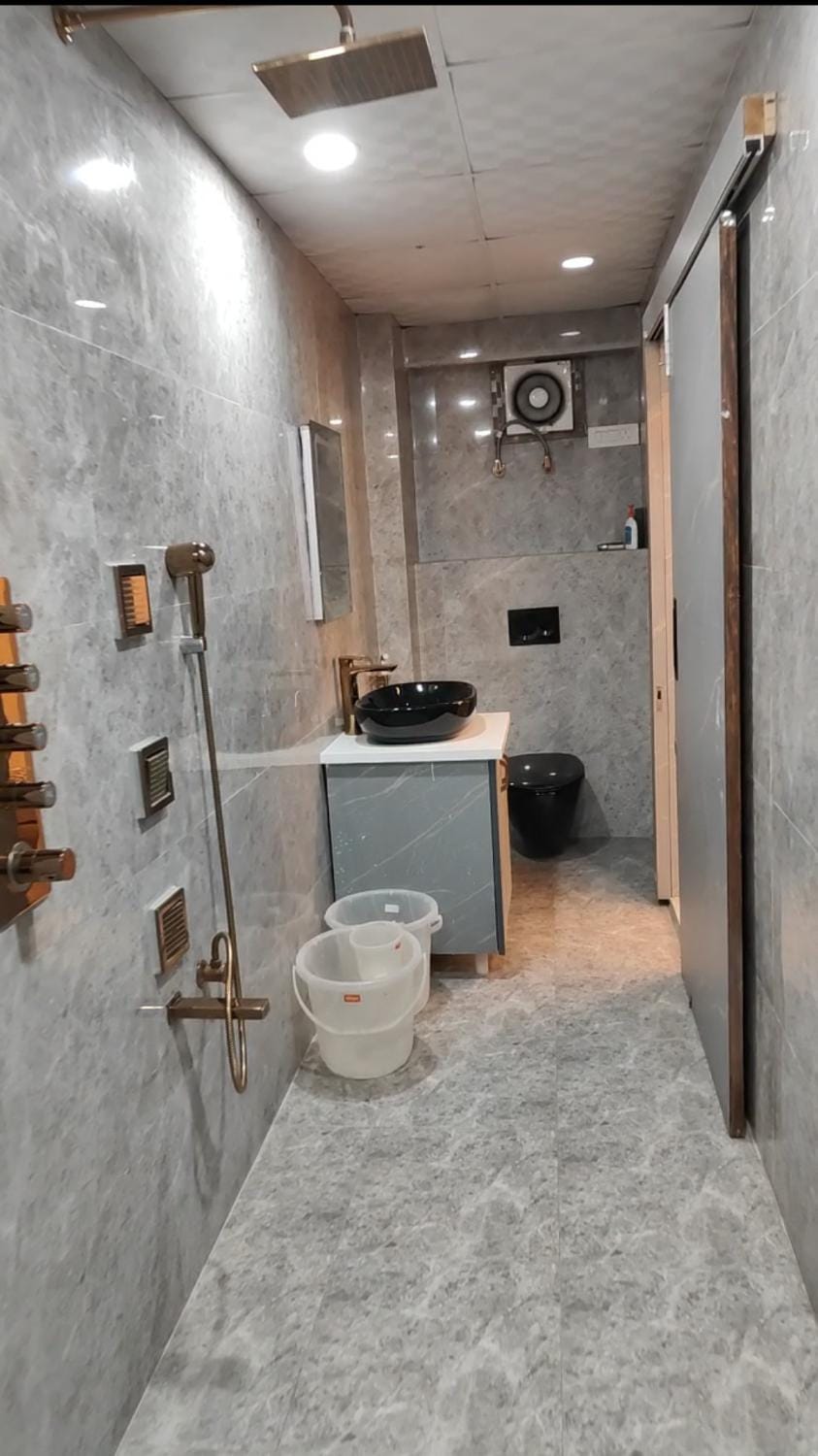 Blueberry Premium Hotel Hotel in Noida