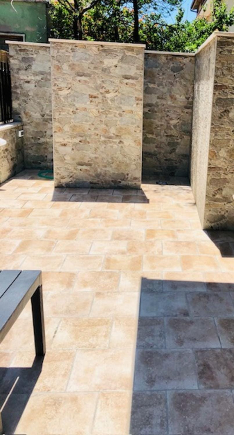 Shower, Garden