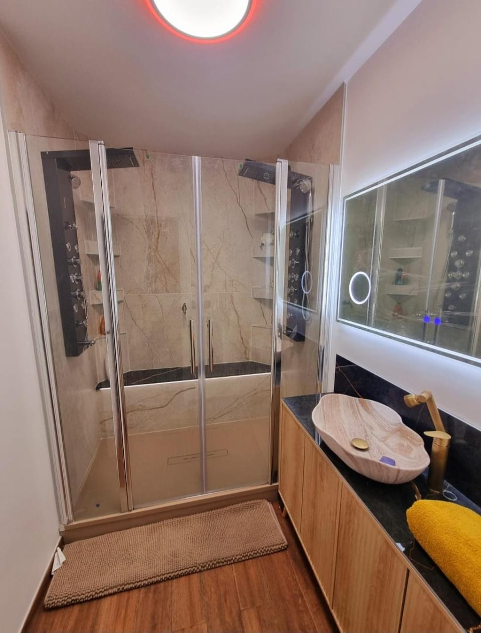 Grande chambre à 20 minutes de Paris 15 minutes de la Defense Vacation rental in Sartrouville