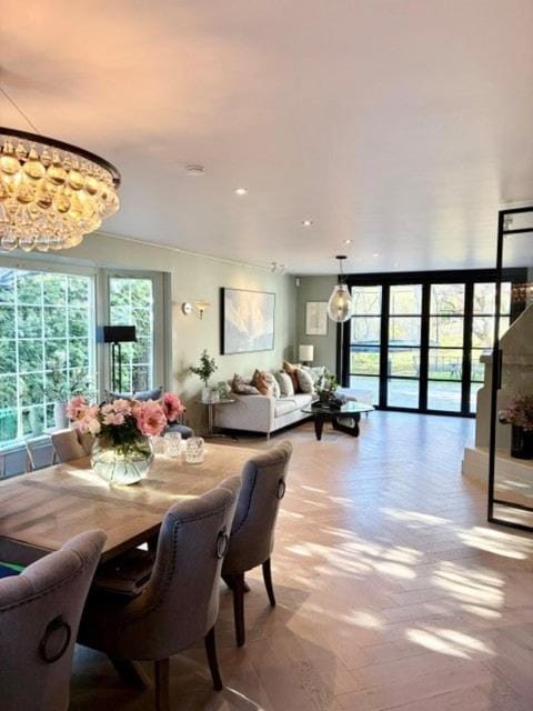 Communal lounge/ TV room
