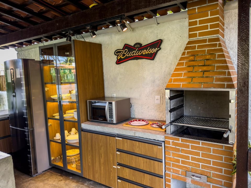 BBQ facilities, Kitchen or kitchenette, Internal: Not applicable to any particular room