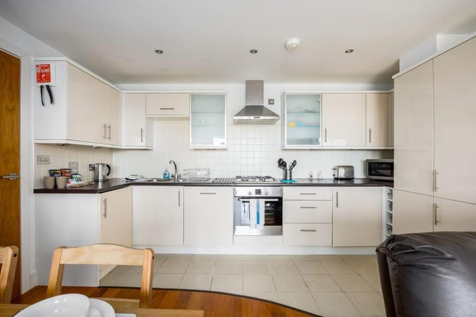 Brownsea View - Balcony with views over Poole Harbour Apartment in Poole