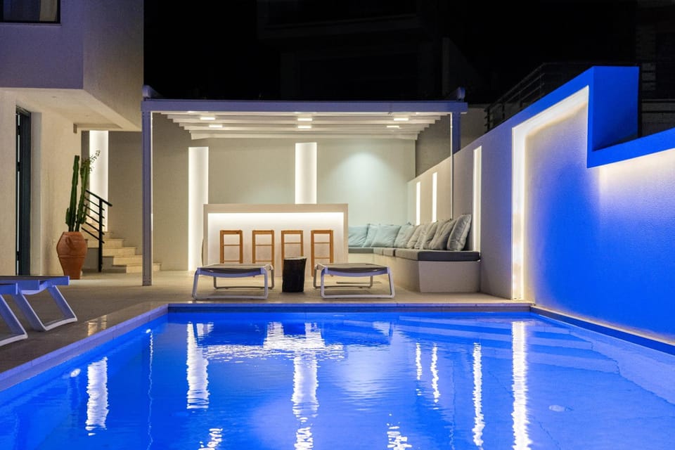 Seating area, Swimming pool