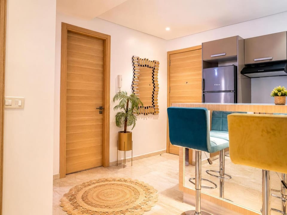 Kitchen or kitchenette, Living room, Seating area, Dining area, wardrobe