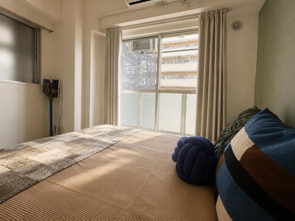 Promotion 71 Asakusa , 1 room, 8 mins to ST Max 2P 超高价格比 浅草全新装修 车站8分钟 最大2人 Apartment in Japan
