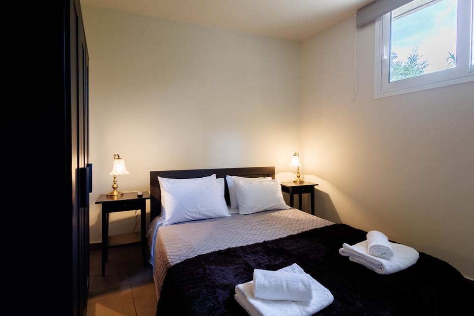 Olive and Sea Suites Apartment in Messenia