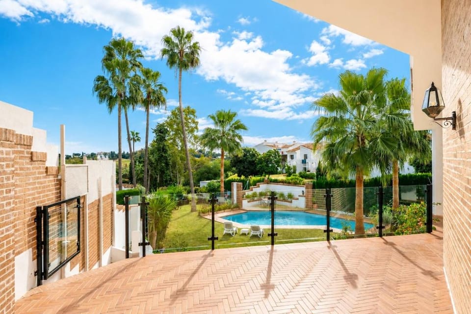 Villa Anna In the Garden of Paradise Villa in Costa del Sol
