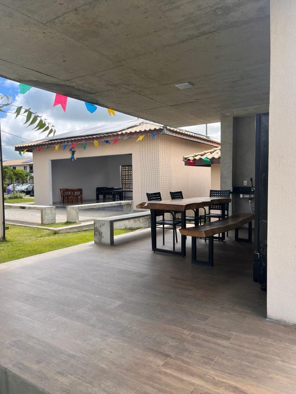 APARTAMENTO GARDEN COMPLETO APT Completo - Suíte -Wi-FI, Piscina, garagem, portaria - aconchegante Apartment in Caruaru
