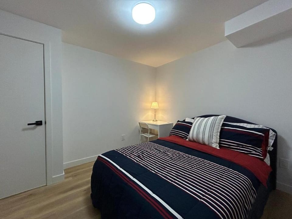 Cosy and Cute Private Basement Suite Apartment in Winnipeg