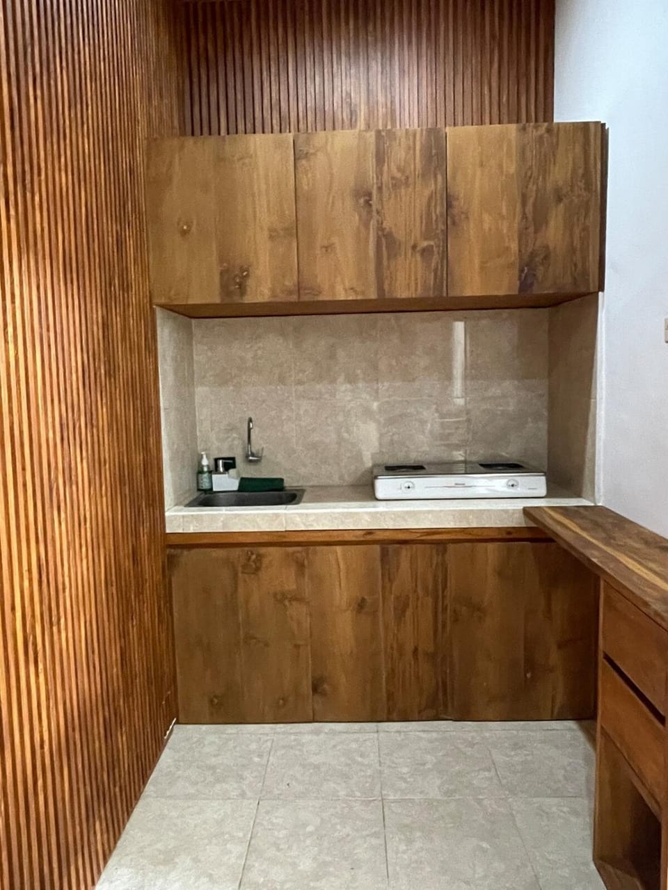 Kitchen or kitchenette, kitchen