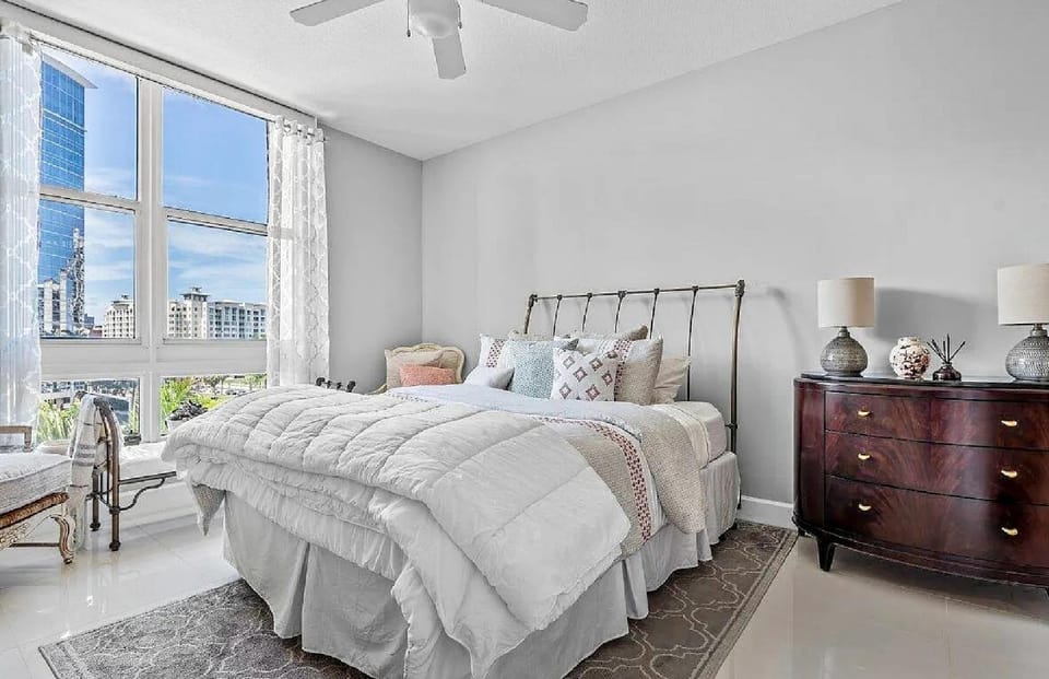 Bed, Bedroom