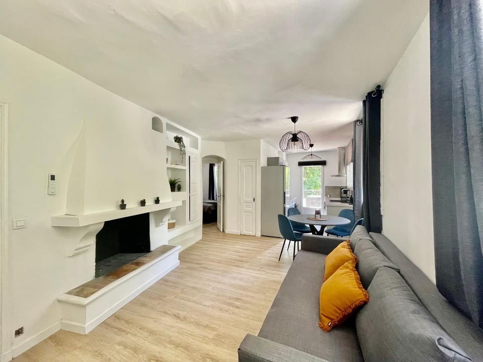 Appartement Cozy - centre ville Apartment in Sainte-Maxime