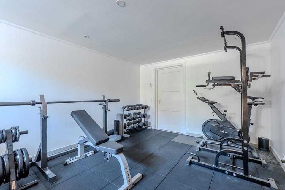 Unique luxury villa in Djursholm, Gym & Sauna Villa in Stockholm