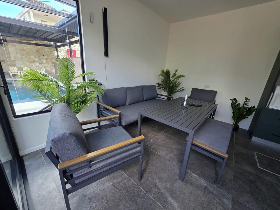 Seating area