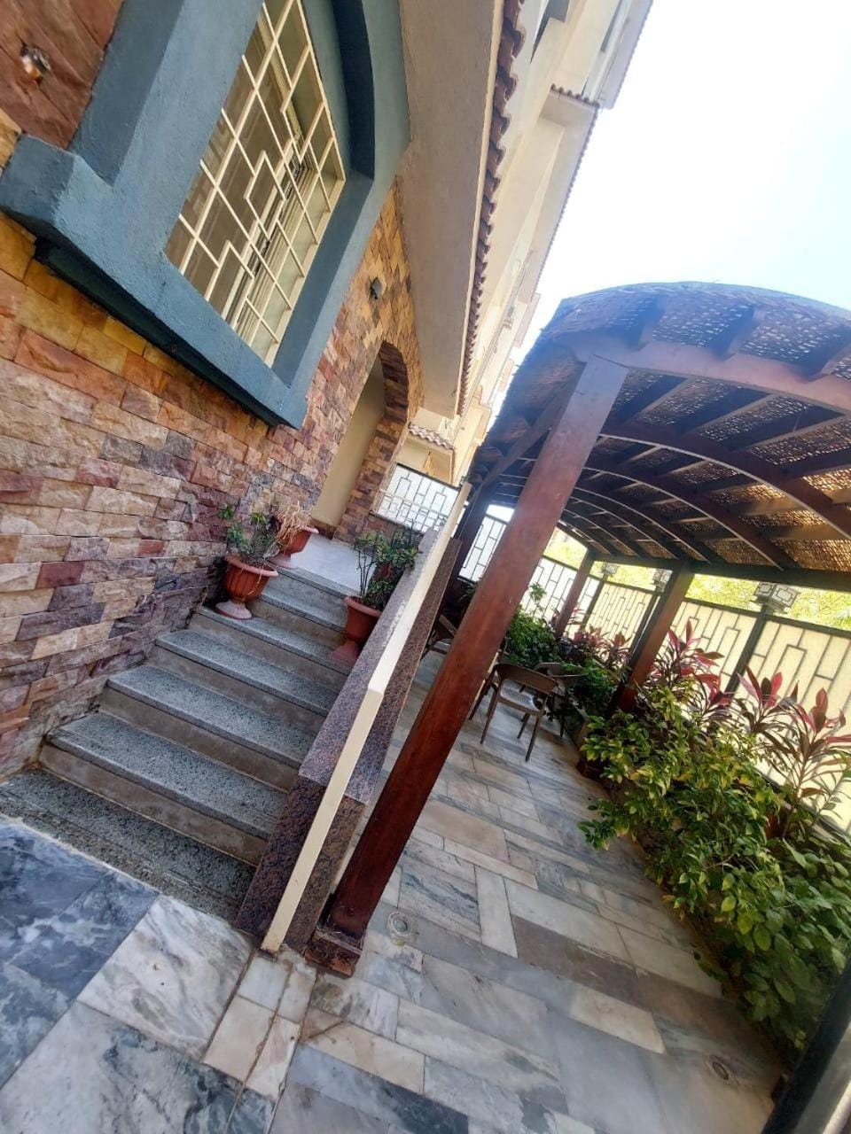 شقه بحديقه كمبوند جاردينيا Apartment in New Cairo City