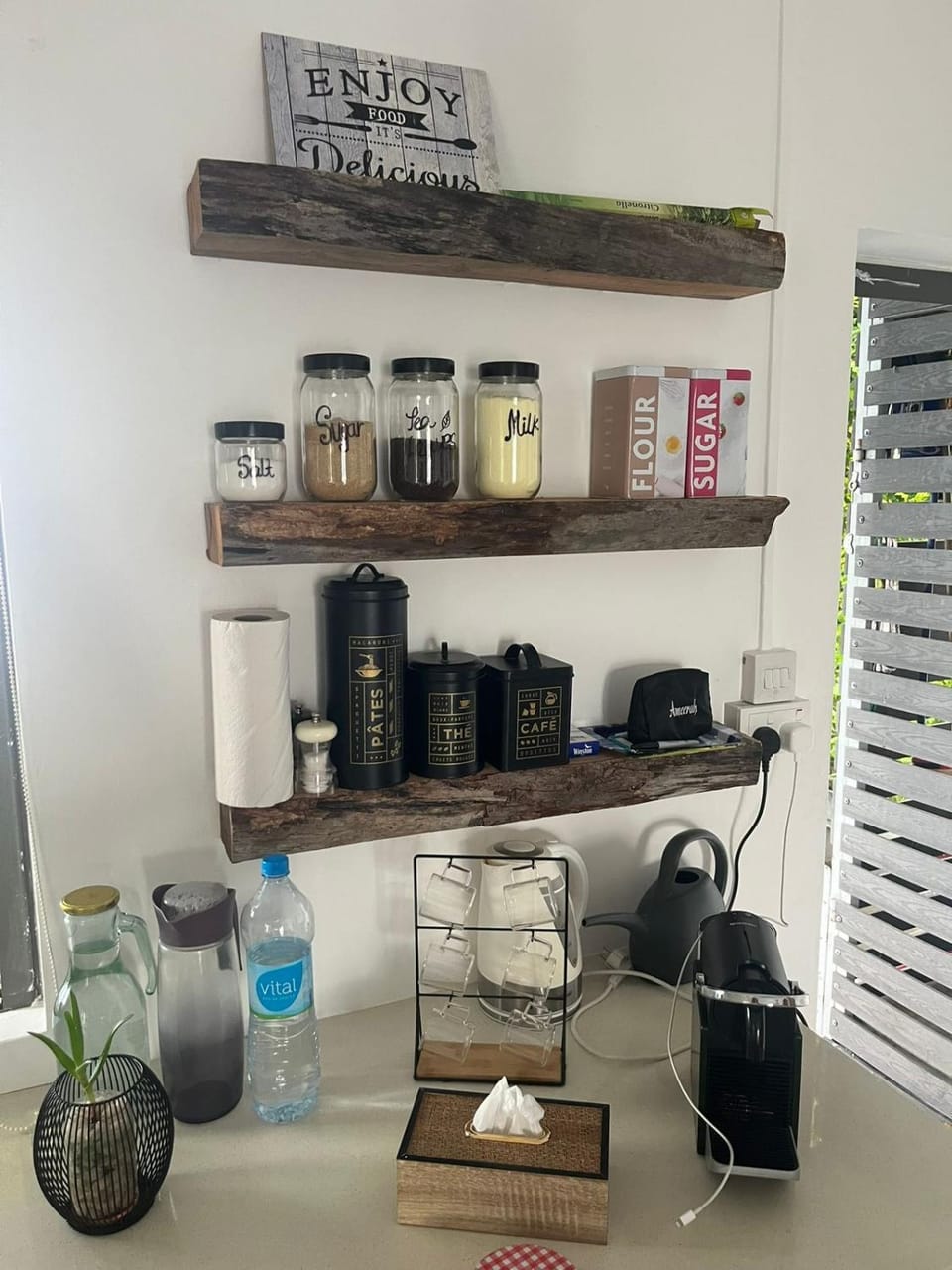 Coffee/tea facilities