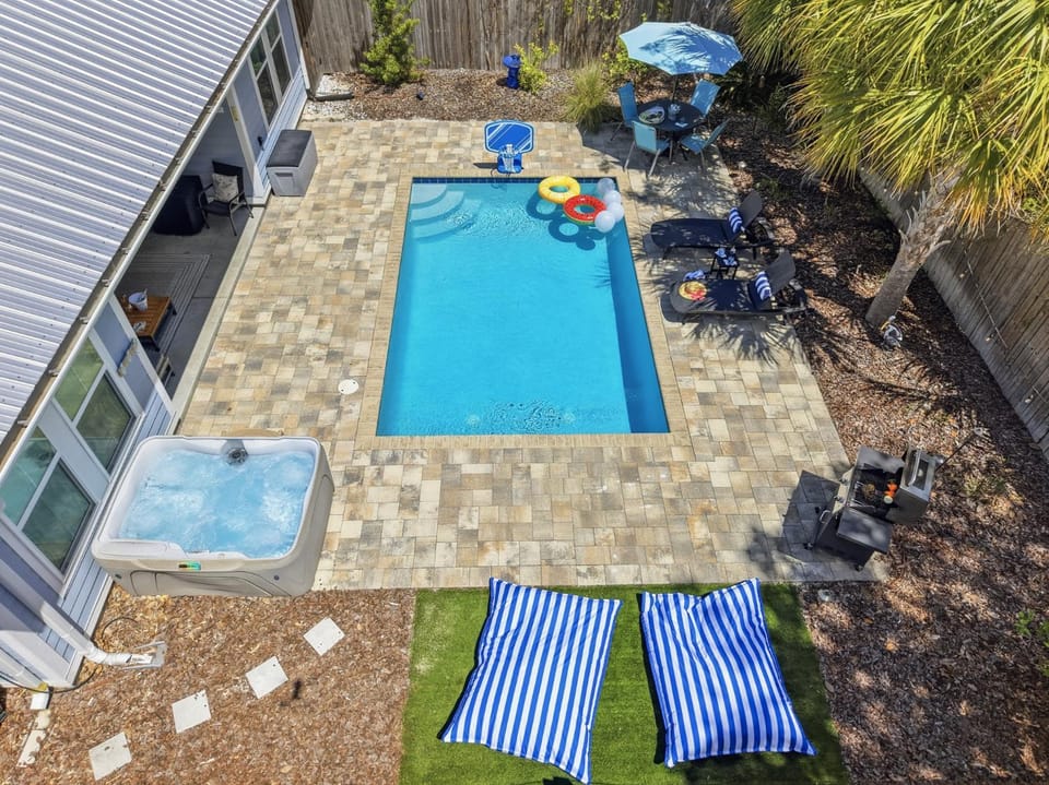 Pool view