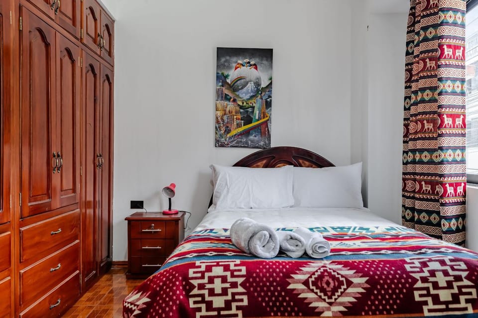 Bed, Photo of the whole room, wardrobe