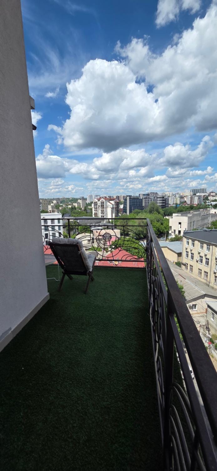 Property building, View (from property/room), Balcony/Terrace