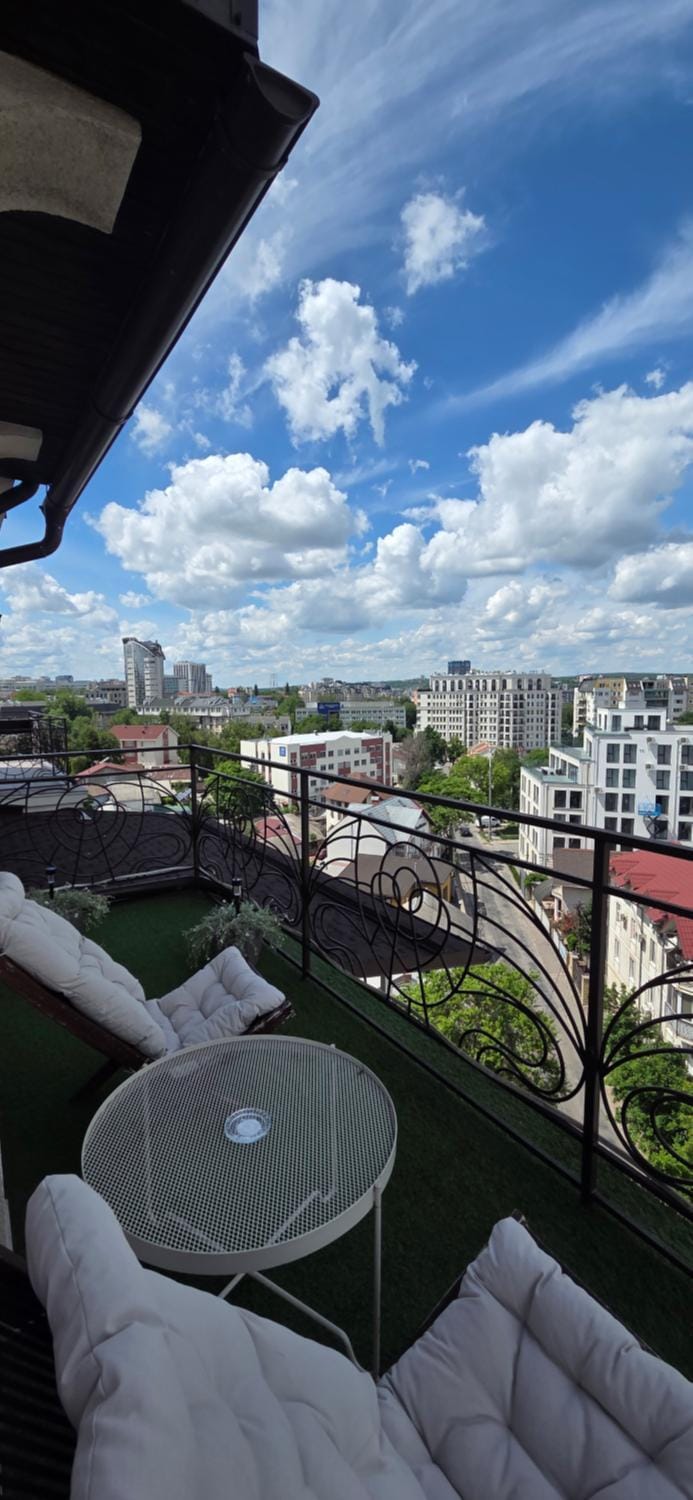 View (from property/room), Balcony/Terrace
