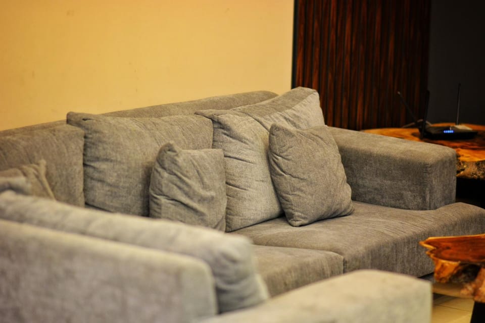 Goldcrest Mall and Residency - Vintage One-Bed Apartment Apartment in Lahore