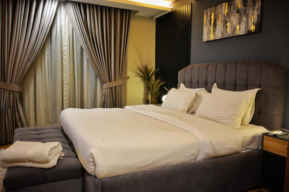 Goldcrest Mall and Residency - Premium Penthouse Apartment Apartment in Lahore