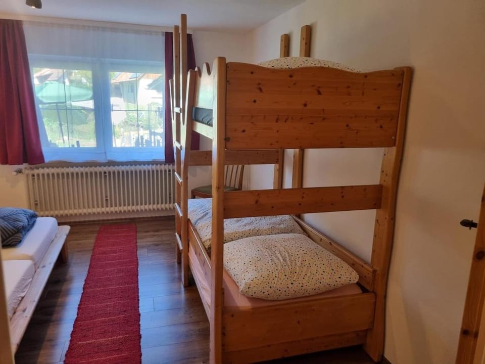 bunk bed
