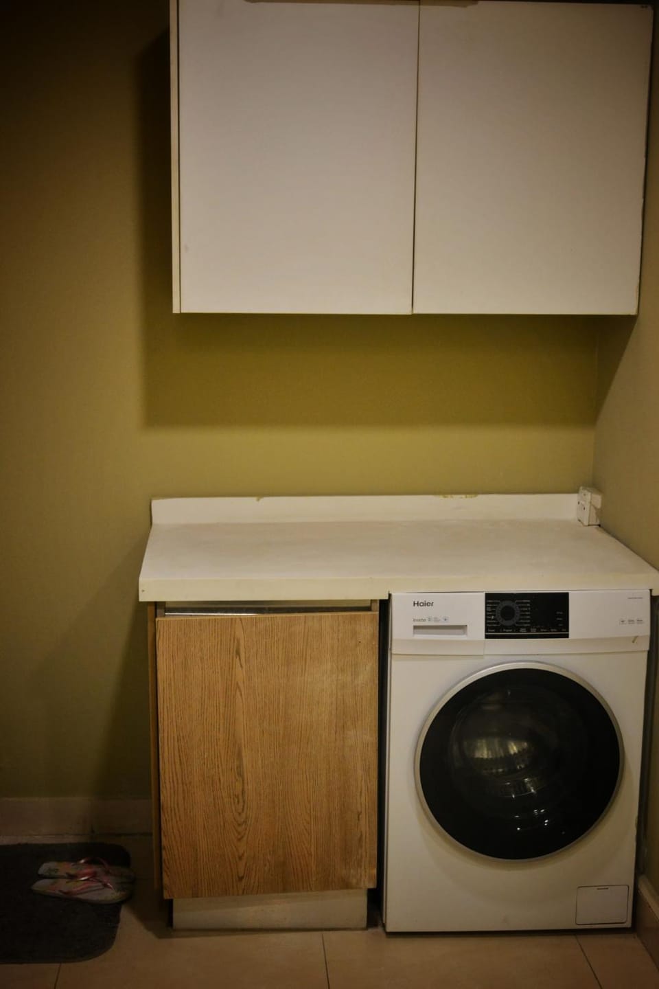 Goldcrest Mall and Residency - Vintage Classic One Bed Apartment Apartment in Lahore