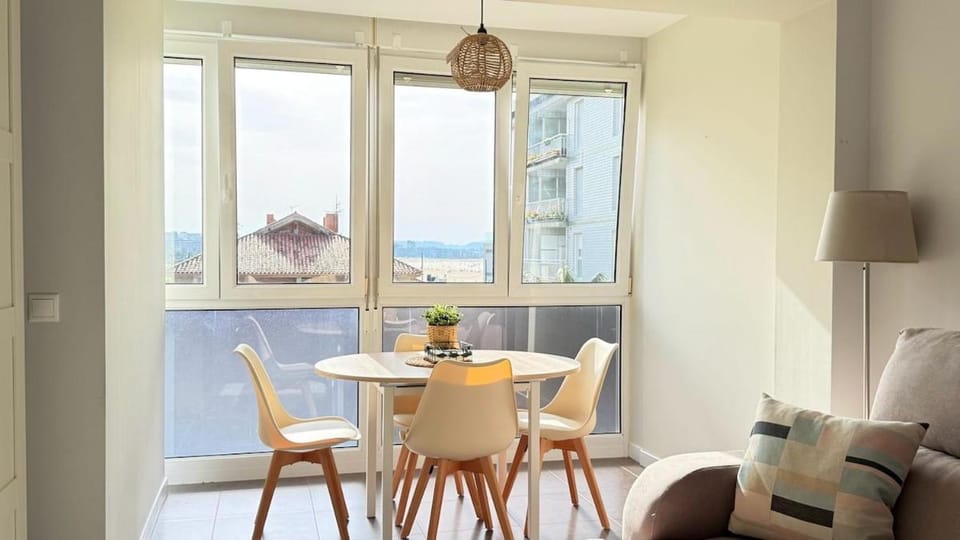 Precioso apartamento a 200 metros de la playa de Laredo Apartment in Laredo