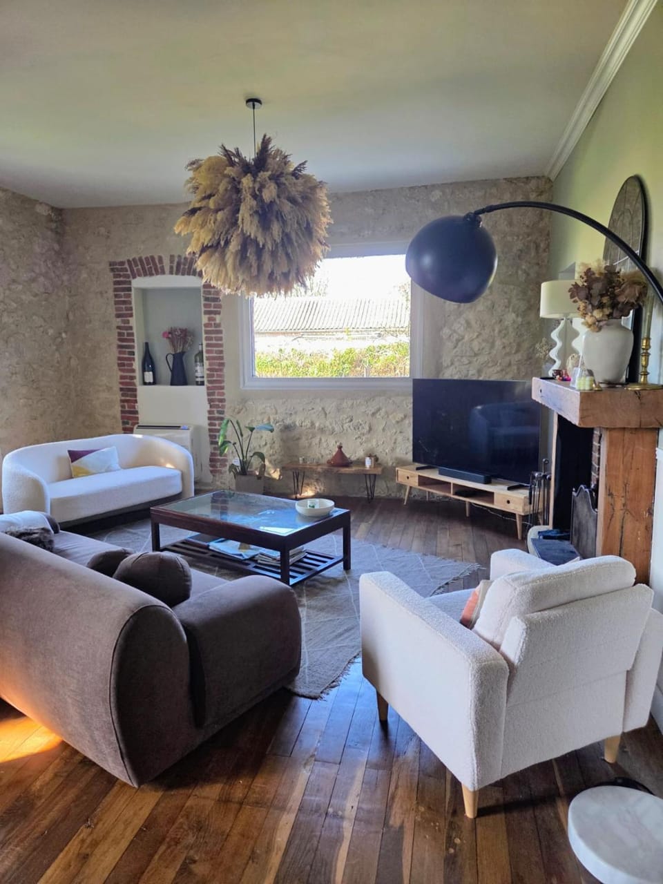 Charming air-conditioned house with pool Villa in Nouvelle-Aquitaine