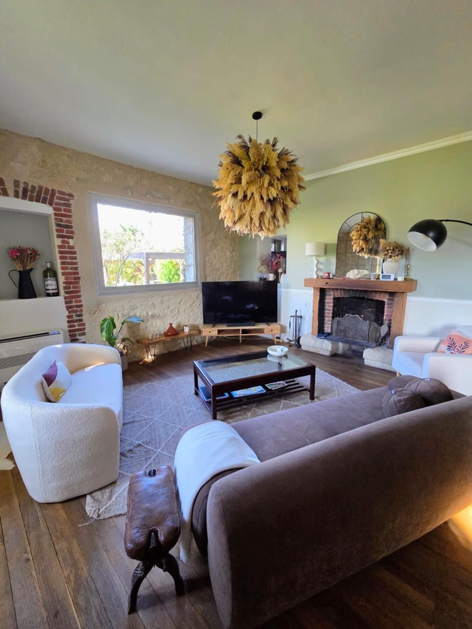 Charming air-conditioned house with pool Villa in Nouvelle-Aquitaine
