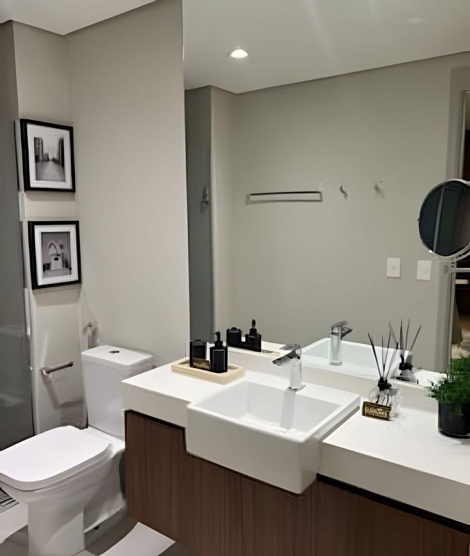 Flat Luxo no Jardins c/ Garagem a 5min da Paulista Apartment in Sao Paulo City
