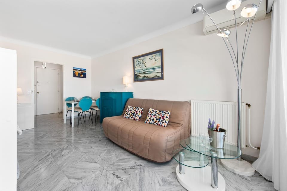Deux pièces front de mer avec parking Apartment in Roquebrune-Cap-Martin