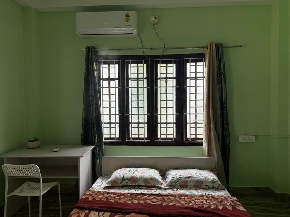 2BHK Home 2AC Parking Residential Main Road Apartment in West Bengal