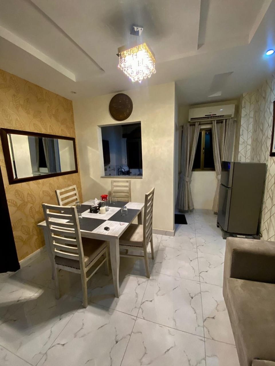 1 bed Apartment Apartment in Lahore