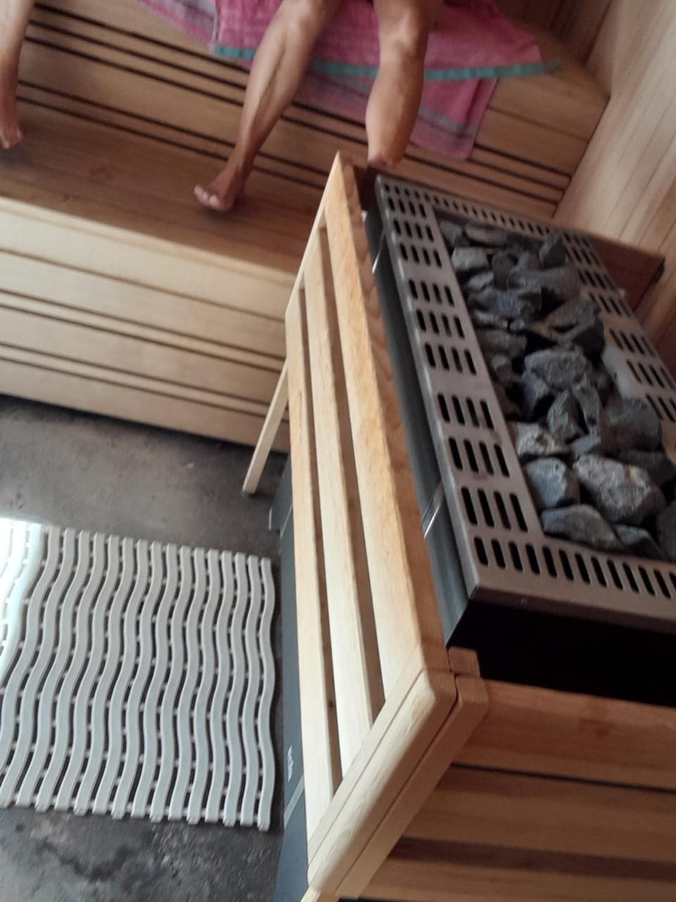 Chalet entre lac et montagne n 123 domaine des sources Chalet in Occitanie