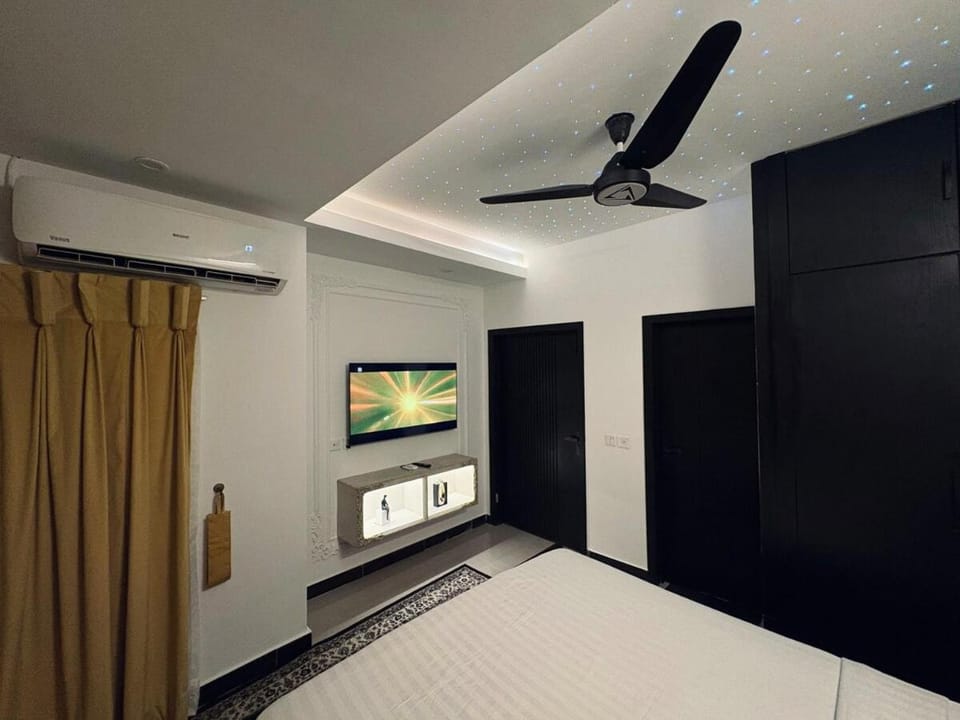 Starry Nights Apartment in Islamabad