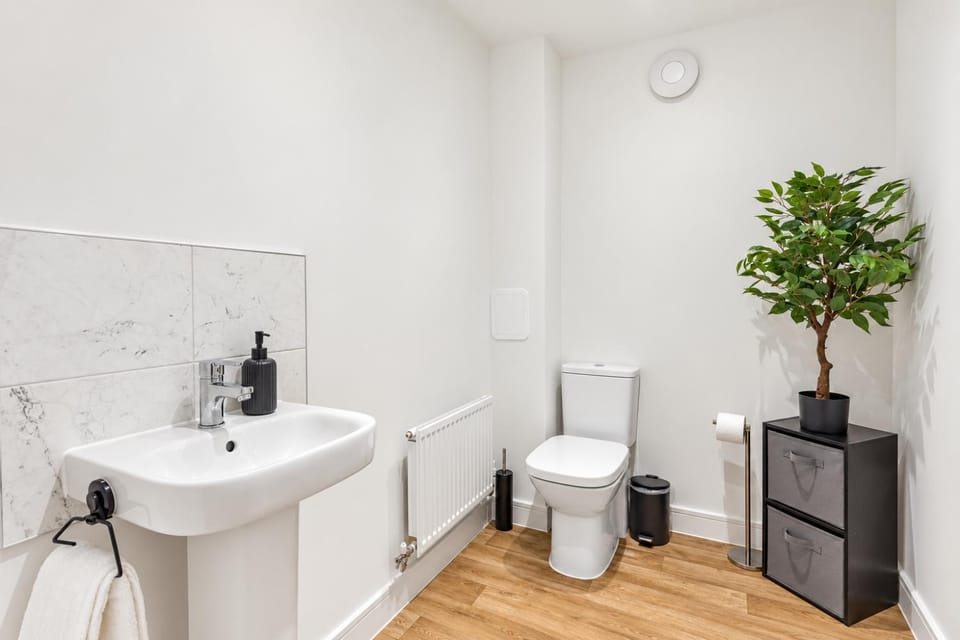 Toilet, Bathroom