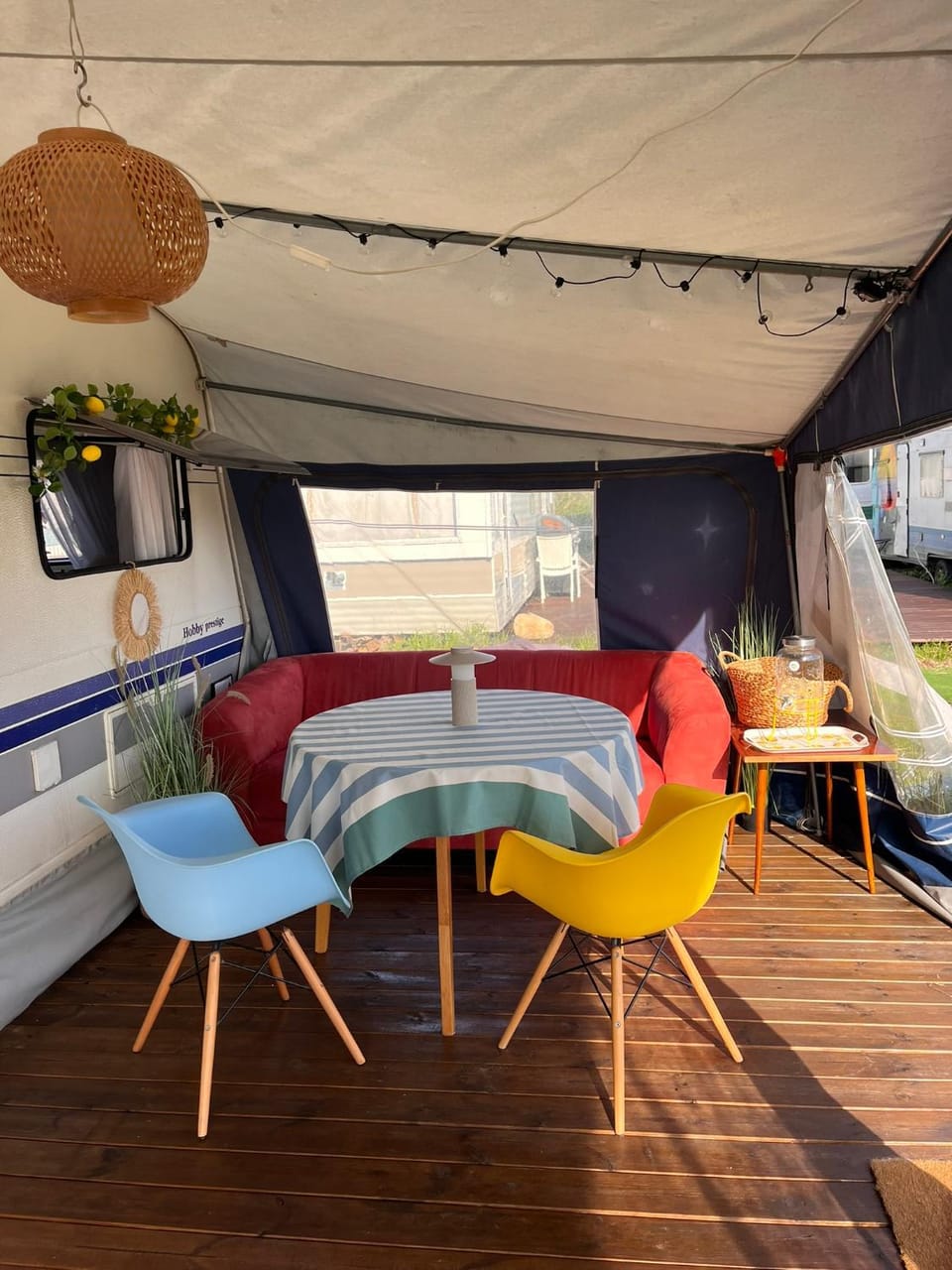 Seating area