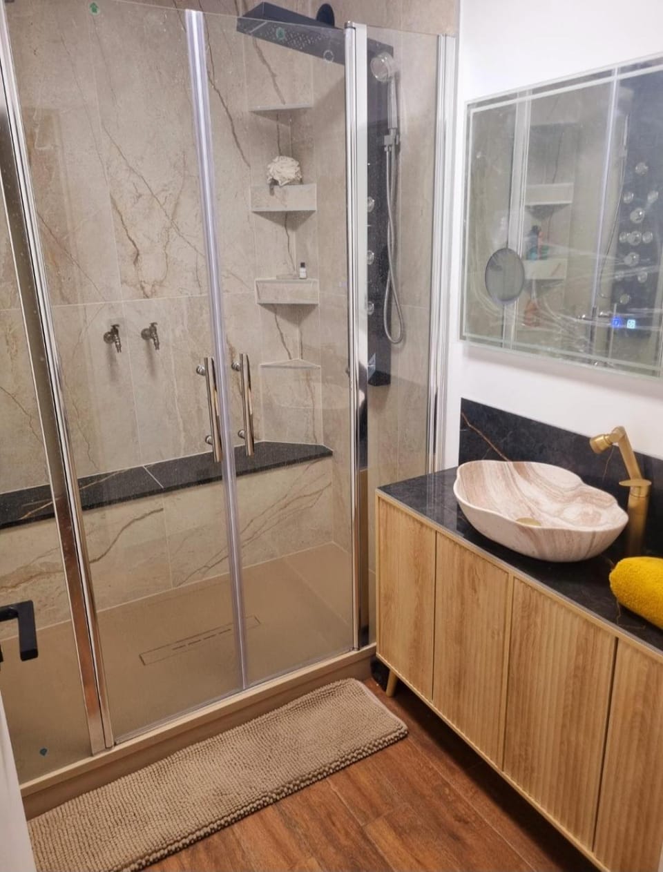 Best Room Paris Vacation rental in Sartrouville