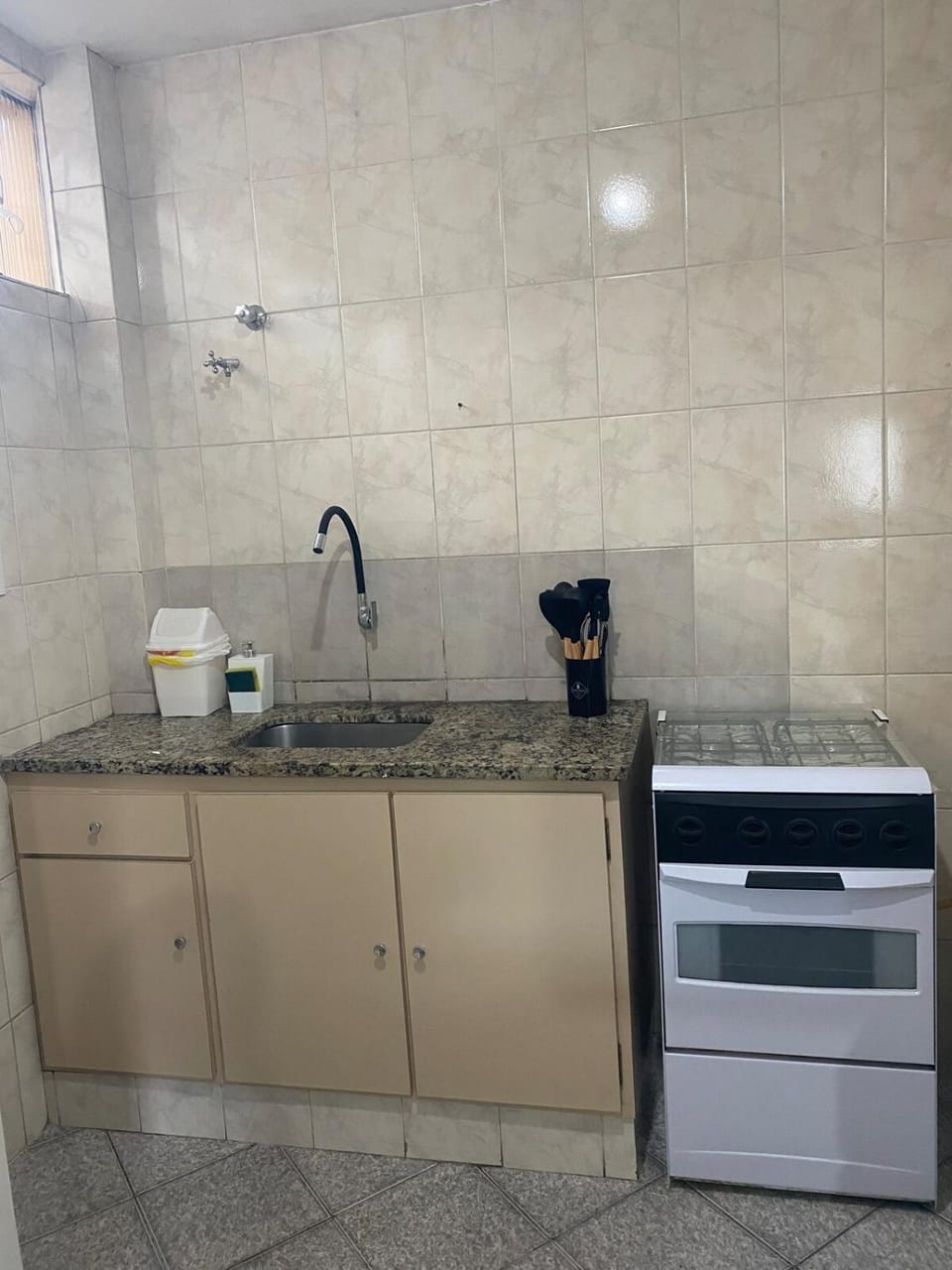 Apartamento confortável no centro Apartment in State of São Paulo